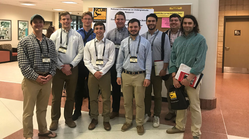 Group of students representing Hampden-Sydney College at National Conference on Undergraduate Research 