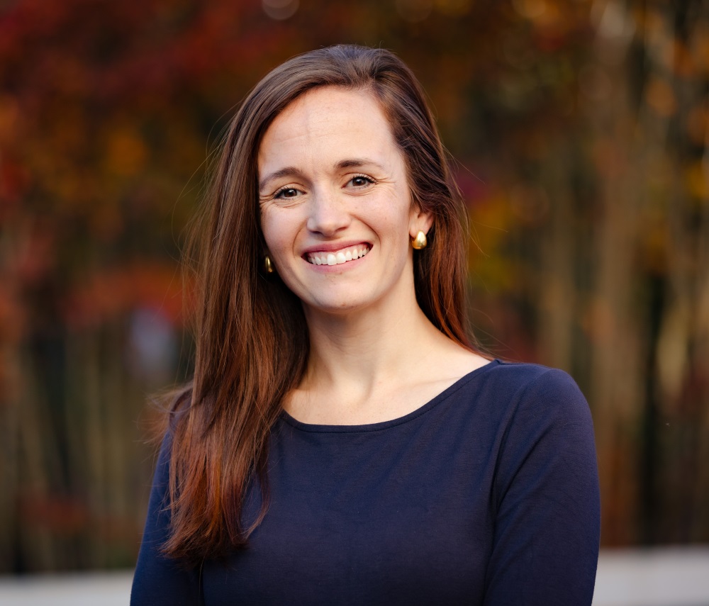 Liz Crowder headshot