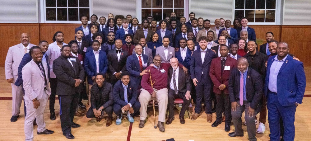 Large group photo of the MSU Alumni Mentorship event participants