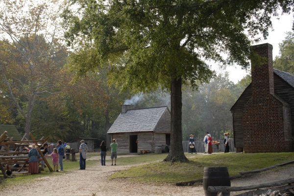 Ed Ayres' &rsquo;66 photo of a historic farm