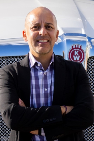 Rudy Diaz '02 headshot