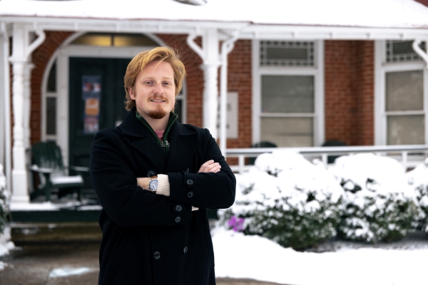 Geffen Lamar outdoor headshot in the snow