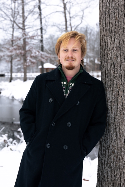 Geffen Lamar outdoor headshot in the snow