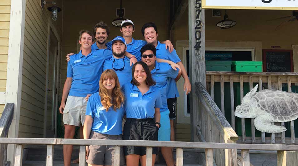 Four Hampden-Sydney students intern at the Hatteras Island Ocean Center