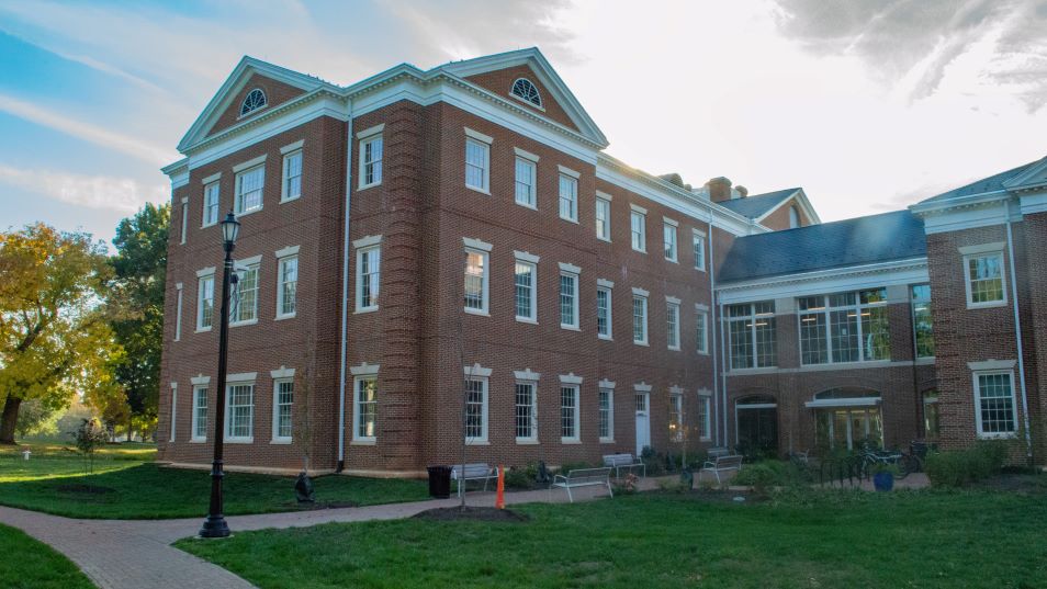 Exterior view of the Pauley Science Center at Hampden-Sydney College