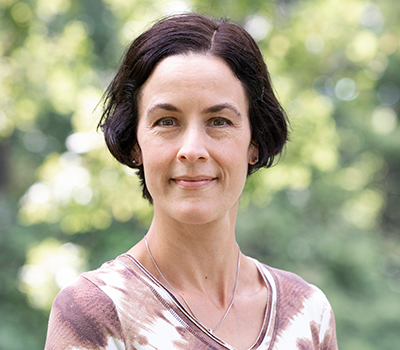 Rachel Goodman outdoor headshot