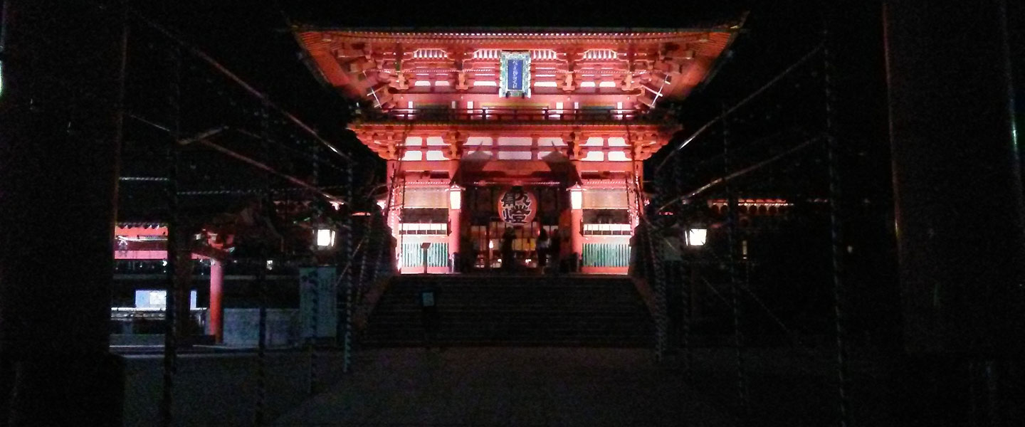 a historic shrine in Tokyo 