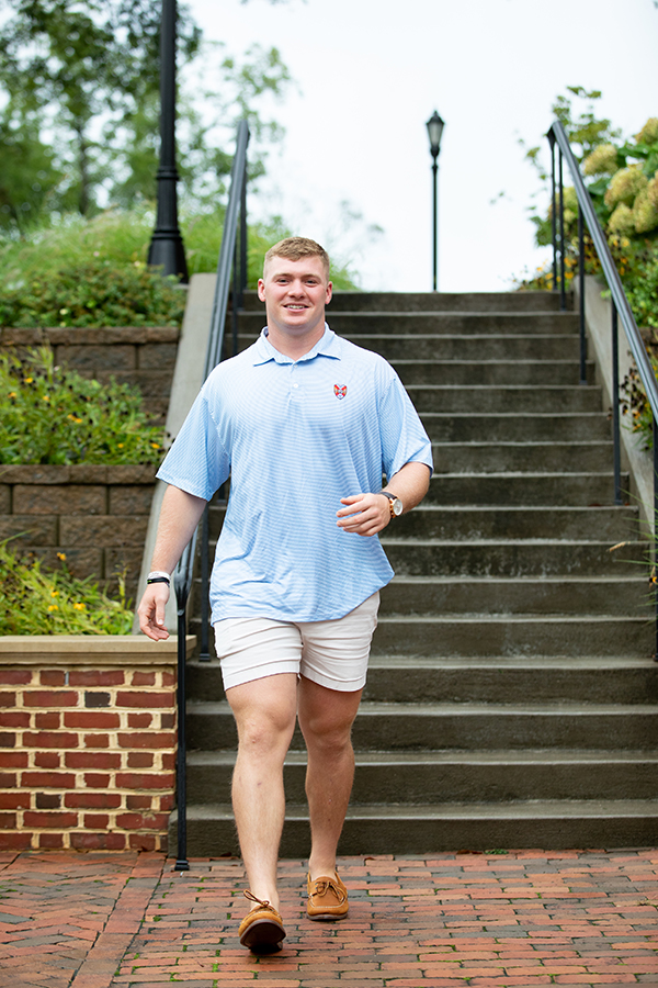 Phil Pullen '21 Walking