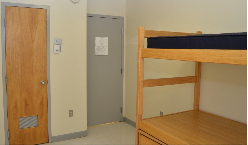 Carpenter Hall room